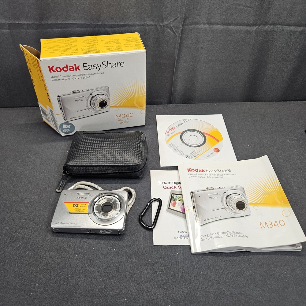 Kodak EasyShare M340 Digital Camera 10.2 MP W/ Battery  Silver